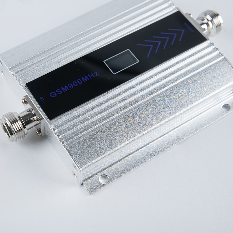 青秀家用单频手机信号增强器100㎡